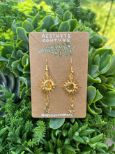 Load image into Gallery viewer, Gold Sun Earrings
